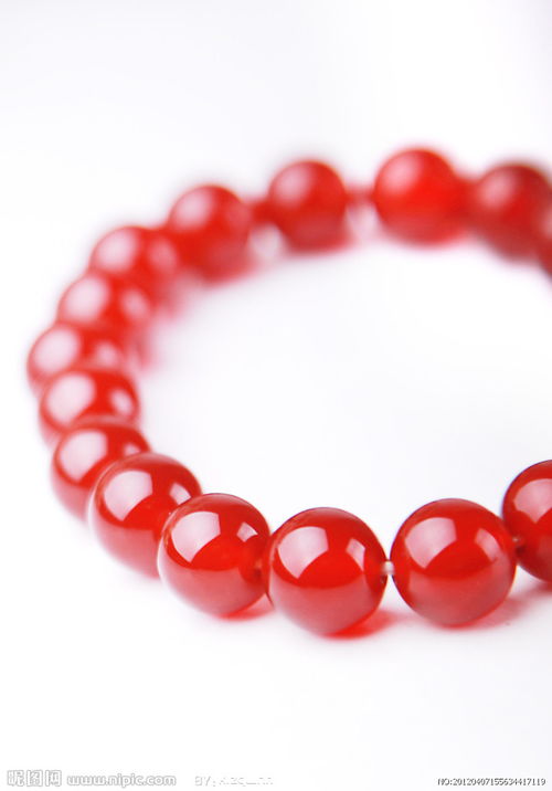 泰尼星珠寶加盟 開啟國(guó)際品牌之路，引領(lǐng)珠寶零售新潮流